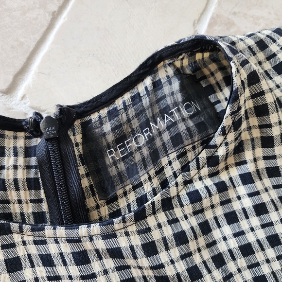 Reformation Plaid Dress With Petal Short Sleeves Small - Picture 7 of 11